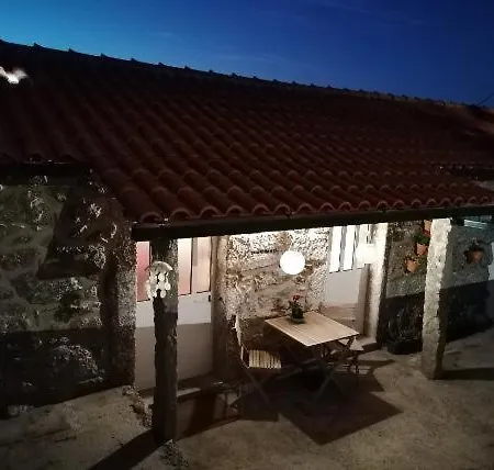 Feriehus Casa Pedra & Cal Paredes de Coura